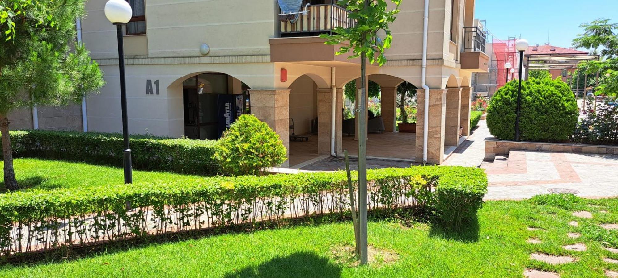 Patrick'S Apartments - Sorrento Sole Mare, Sveti Vlas Exteriör bild